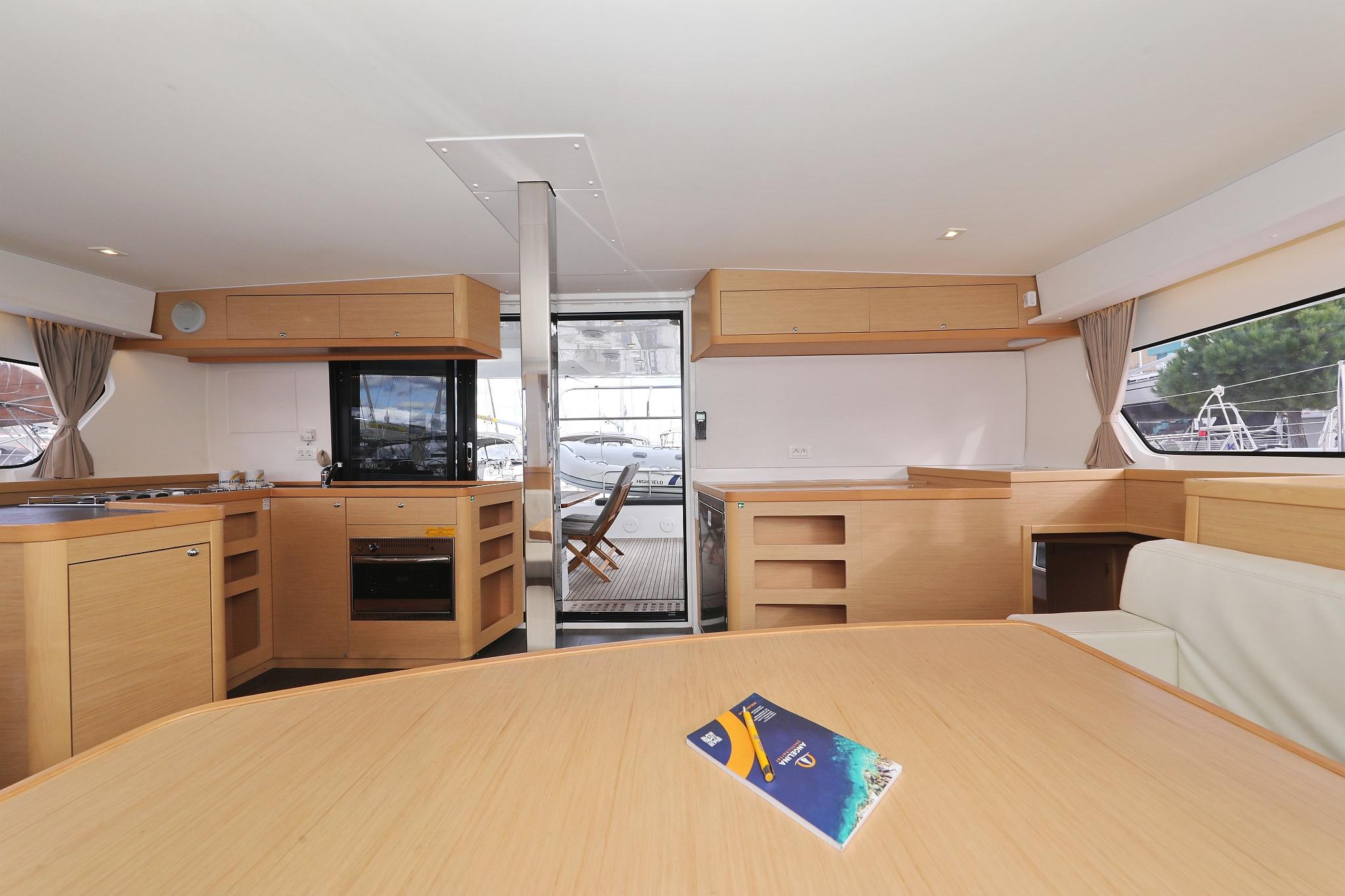 Lagoon 42 - 4 + 2 cab., picture 19