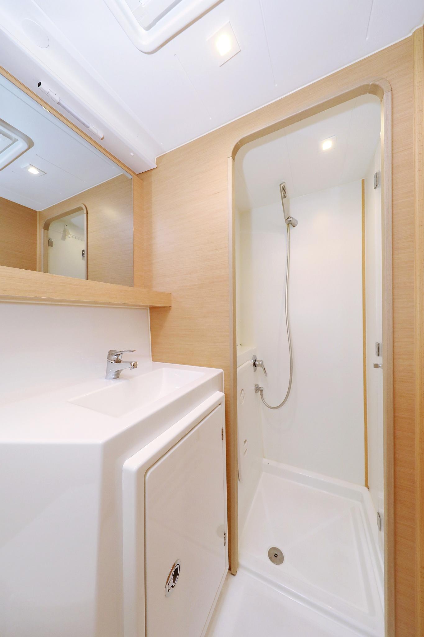 Lagoon 42 - 4 + 2 cab., picture 36