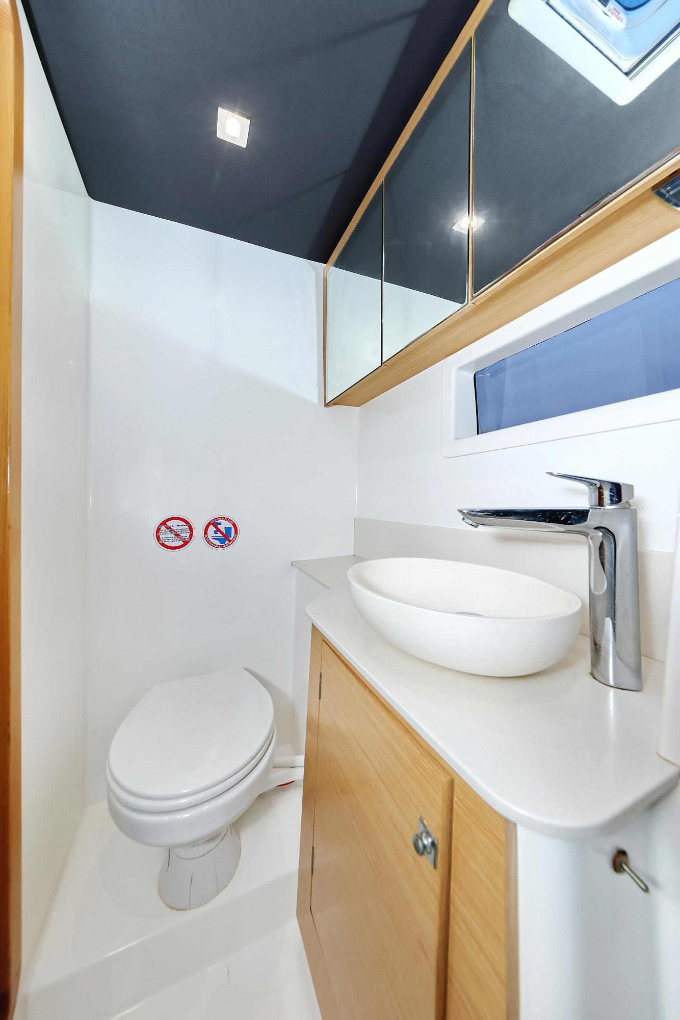 Dufour 48 Catamaran - 5 + 1 cab., picture 35