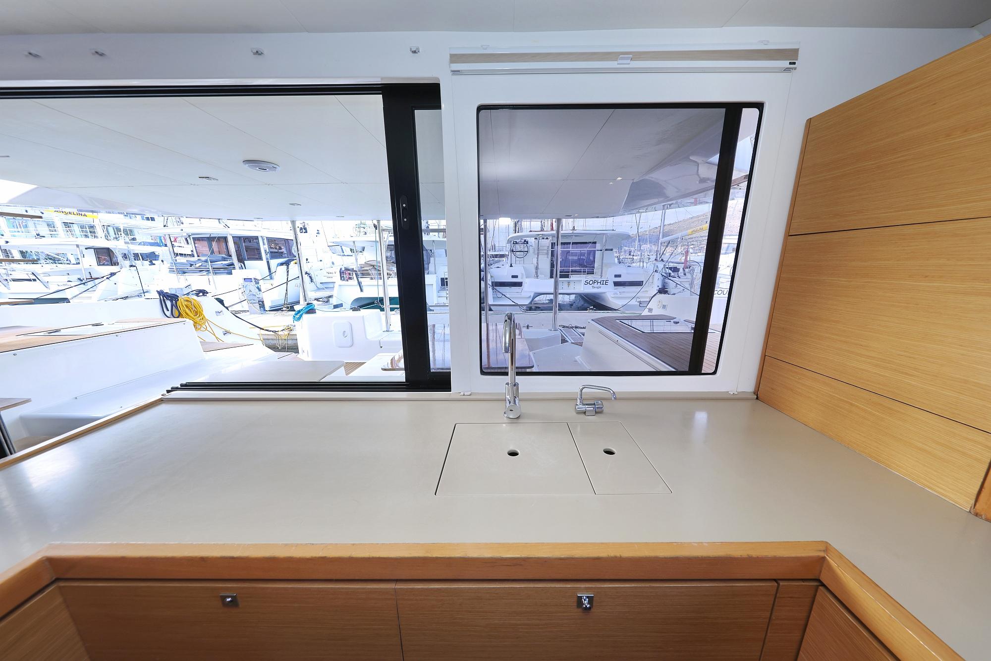 Dufour 48 Catamaran - 5 + 1 cab., picture 43