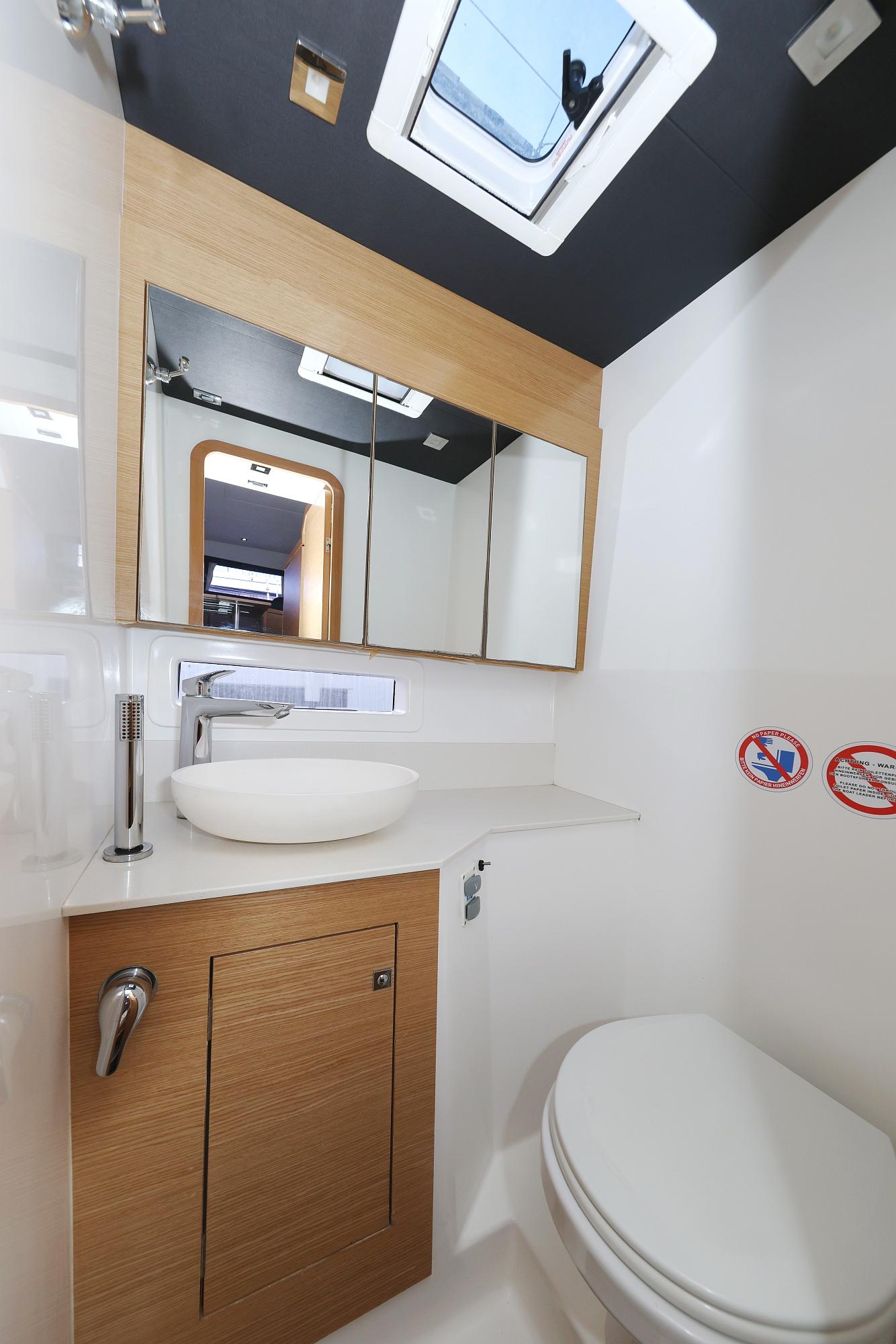 Dufour 48 Catamaran - 5 + 1 cab., picture 34