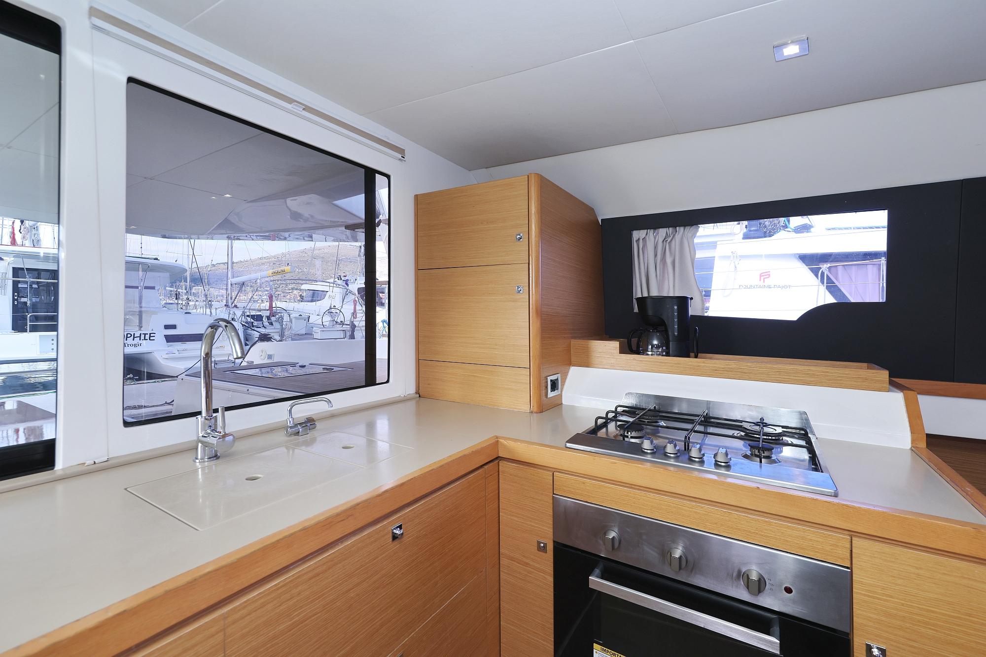 Dufour 48 Catamaran - 5 + 1 cab., picture 43