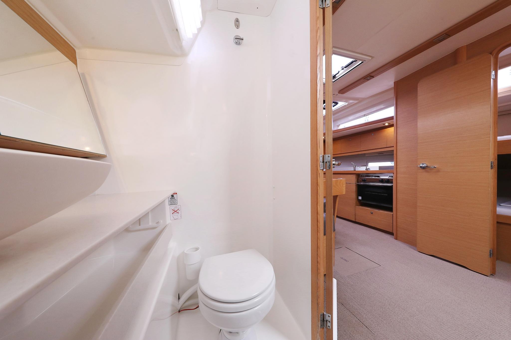 Dufour 430 GL, picture 31