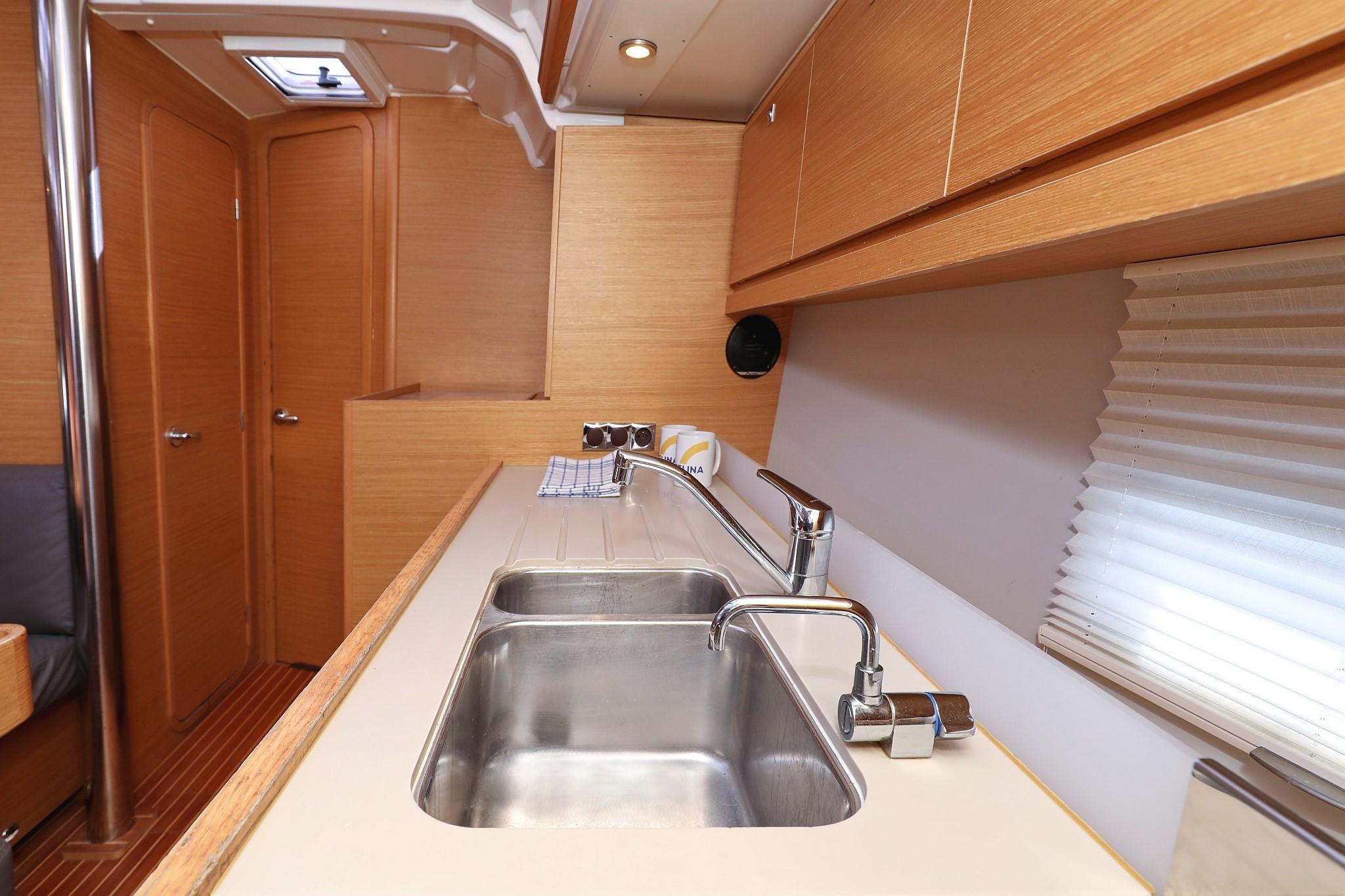 Dufour 430 GL, picture 20