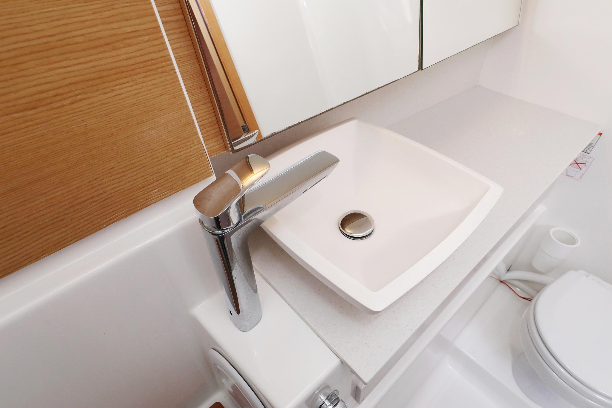 Dufour 430 GL, picture 28