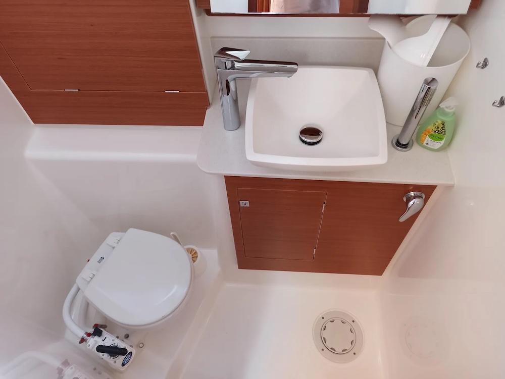 Dufour 460 GL - 5 cab., picture 10