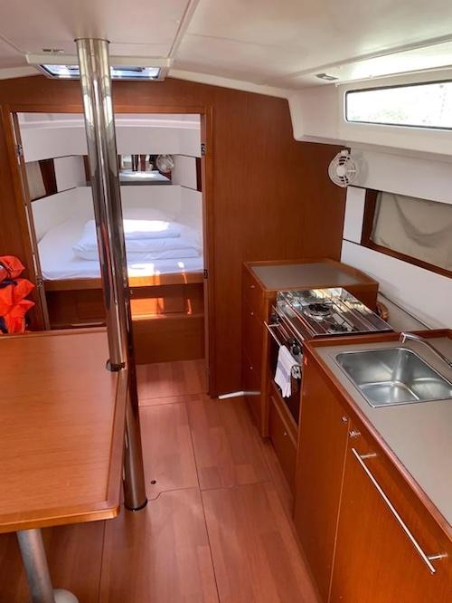 Oceanis 38.1, picture 7