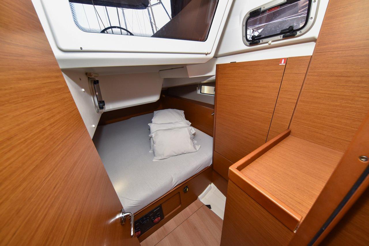 Sun Odyssey 490 - 5 + 1 cab., picture 32