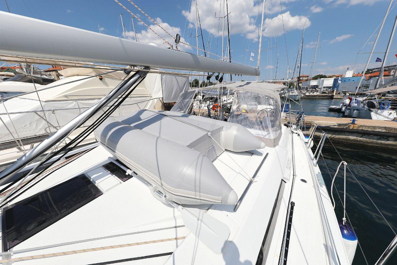 Oceanis 46.1, picture 8