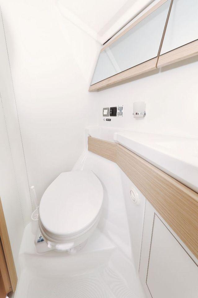 Oceanis 46.1, picture 40