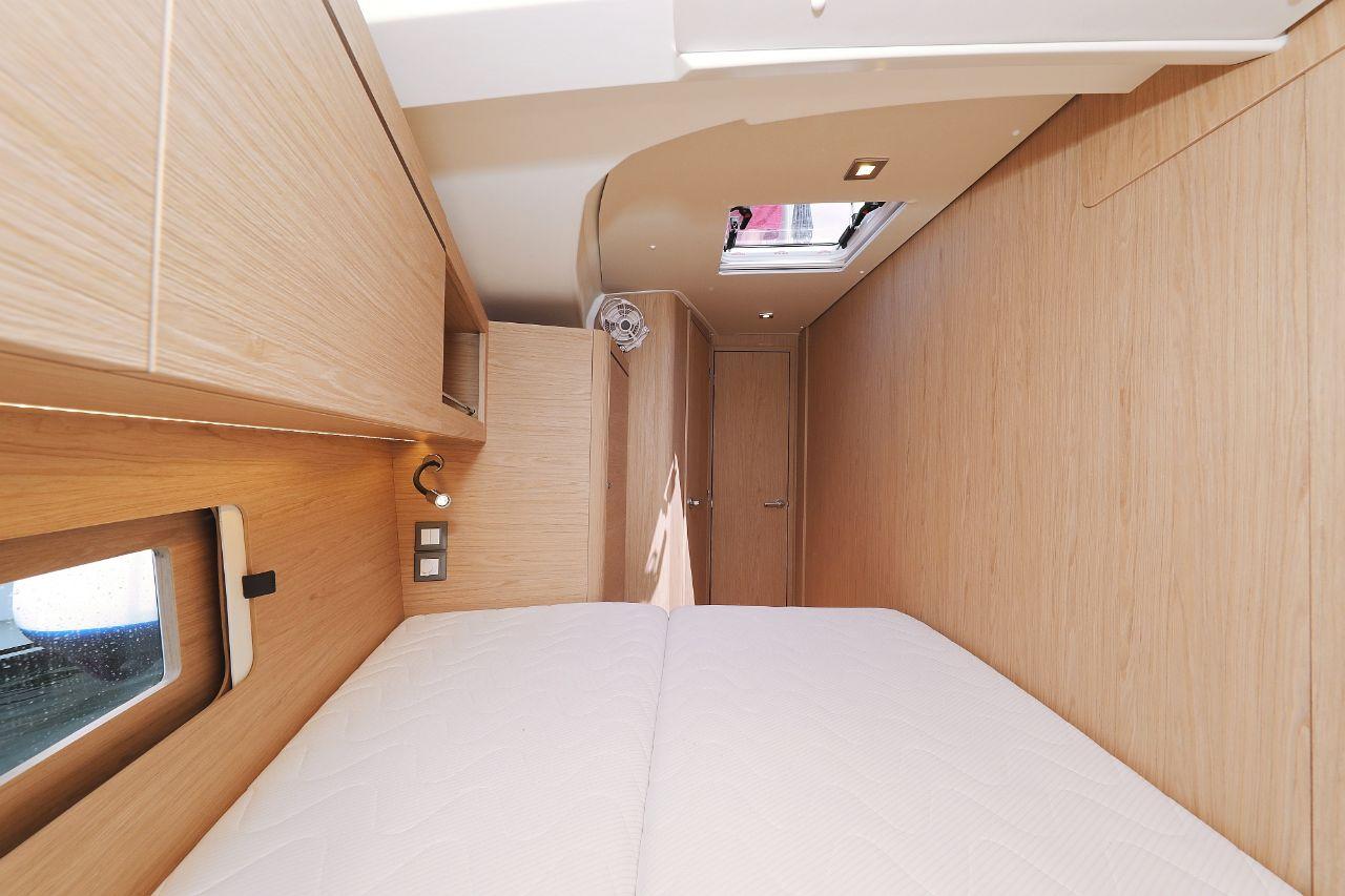 Oceanis 46.1, picture 32