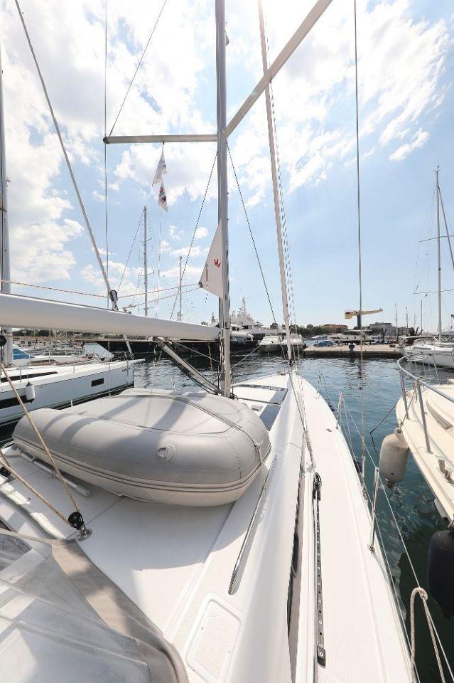 Oceanis 46.1, picture 5