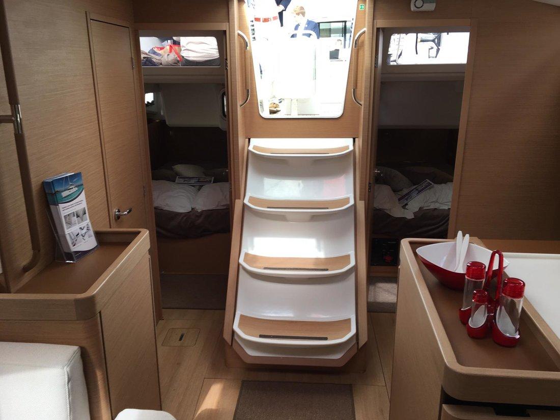 Sun Odyssey 440 - 4 cab., picture 5