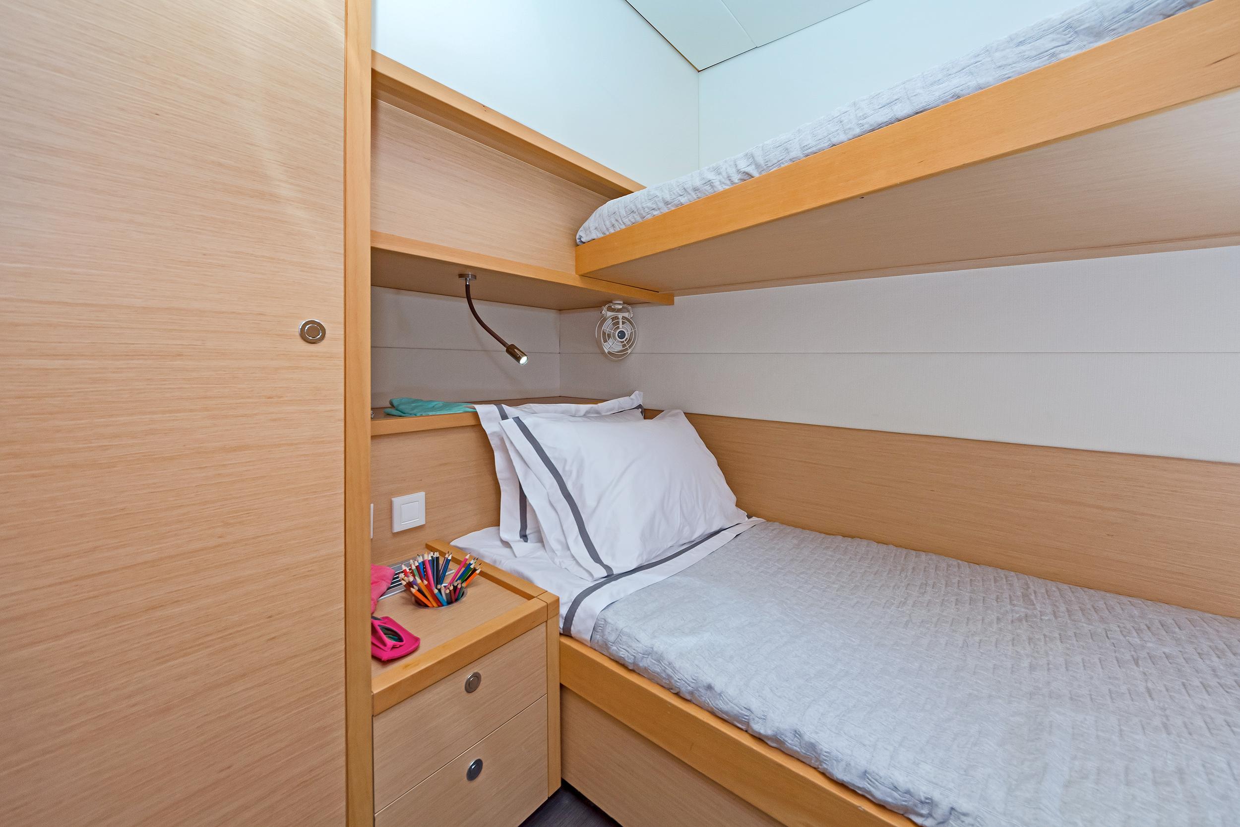 Lagoon 560, picture 6