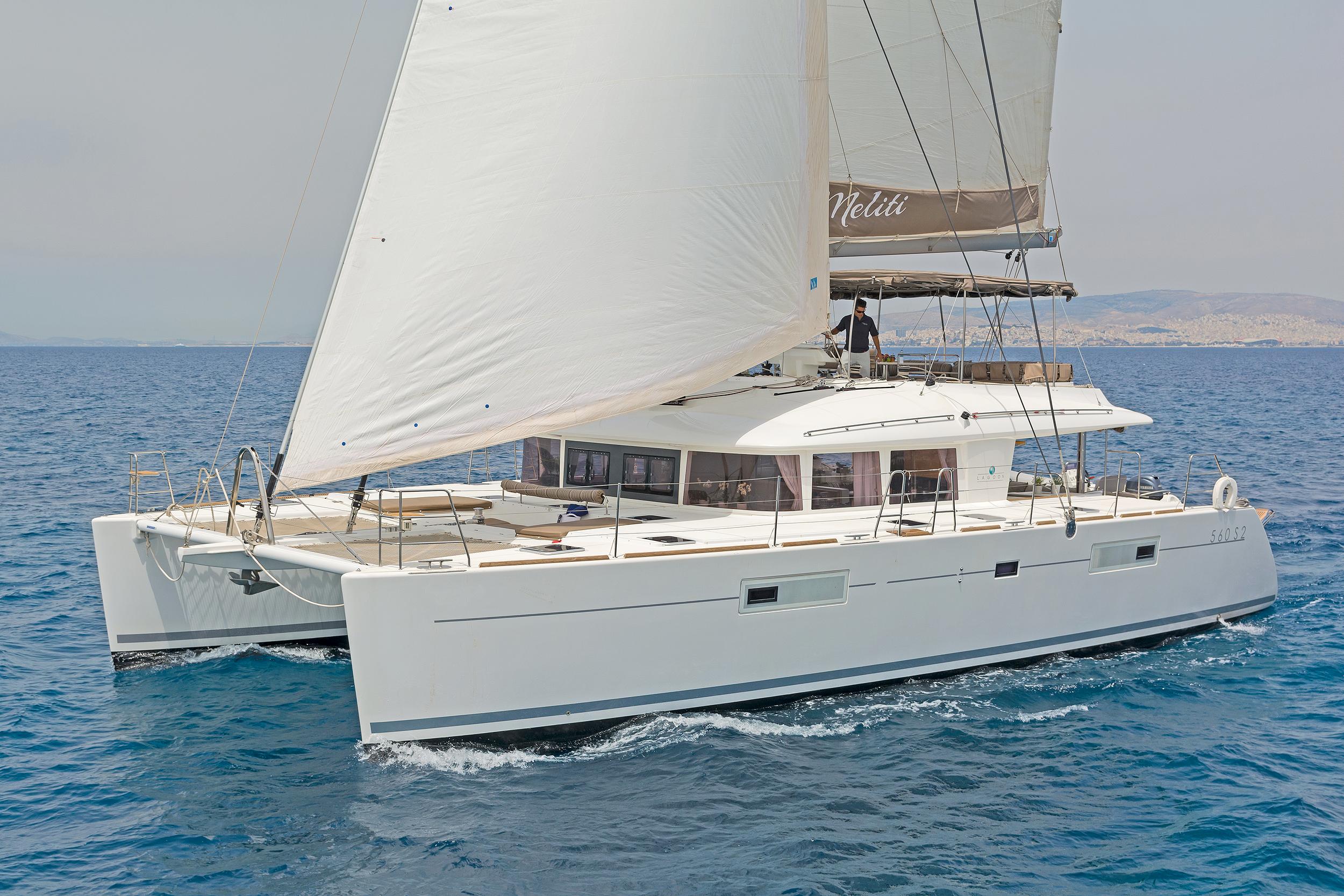 Lagoon 560, picture 2