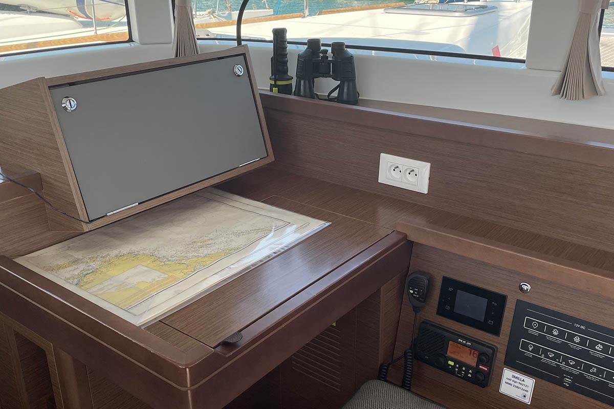 Lagoon 40 - 4 + 2 cab, picture 23