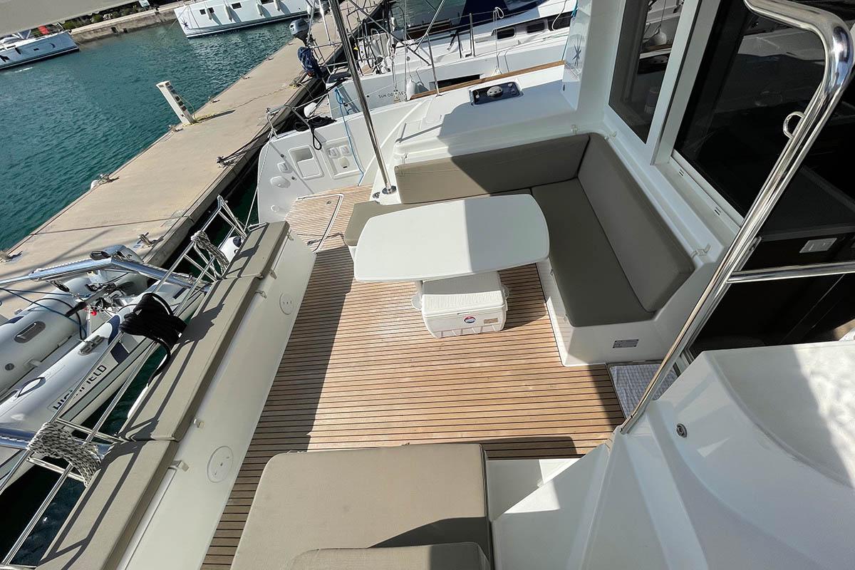 Lagoon 40 - 4 + 2 cab, picture 10