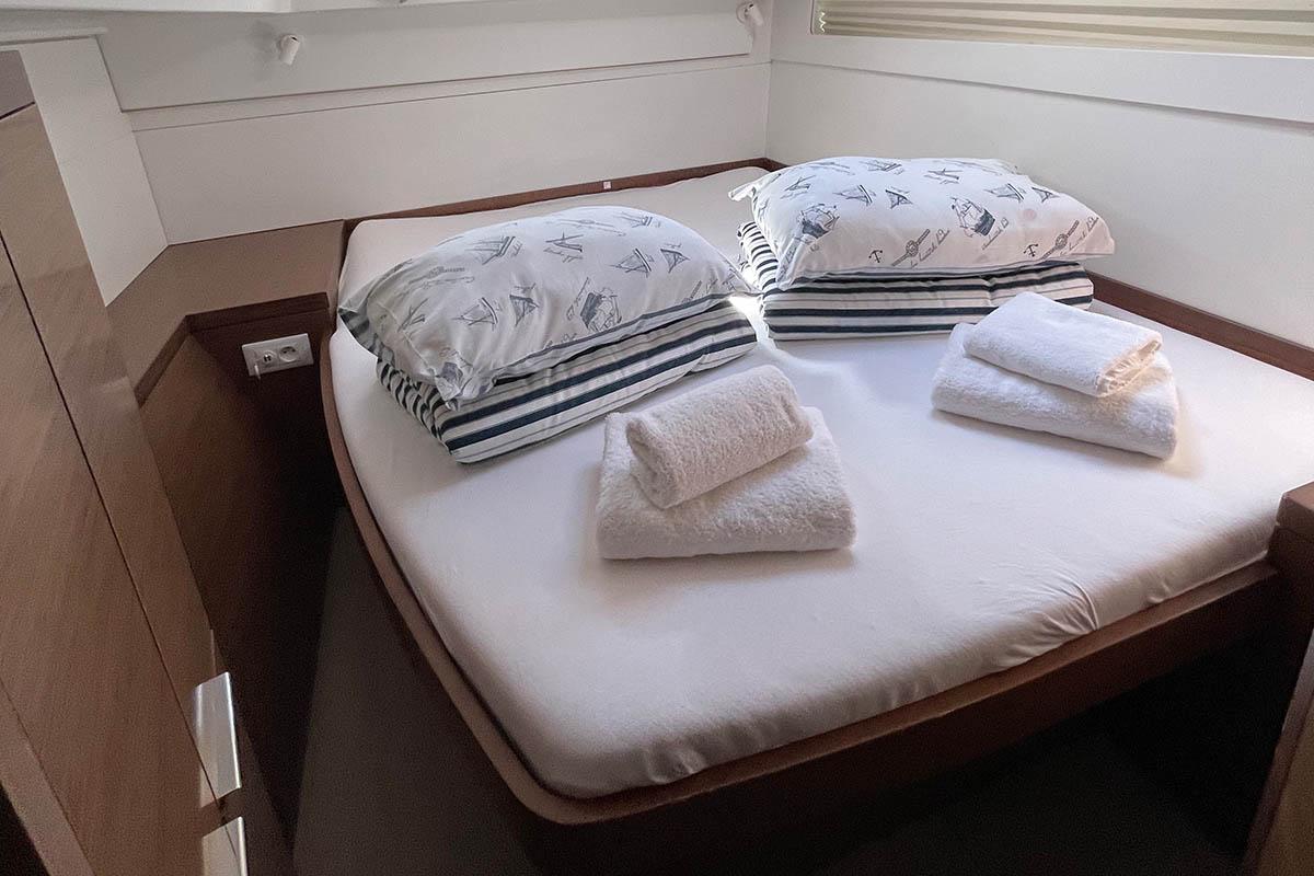 Lagoon 40 - 4 + 2 cab, picture 28