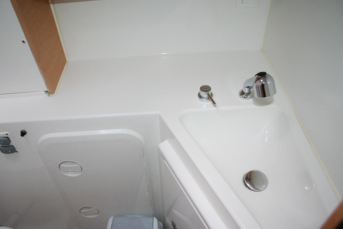 Lagoon 42 - 4 + 2 cab., picture 26