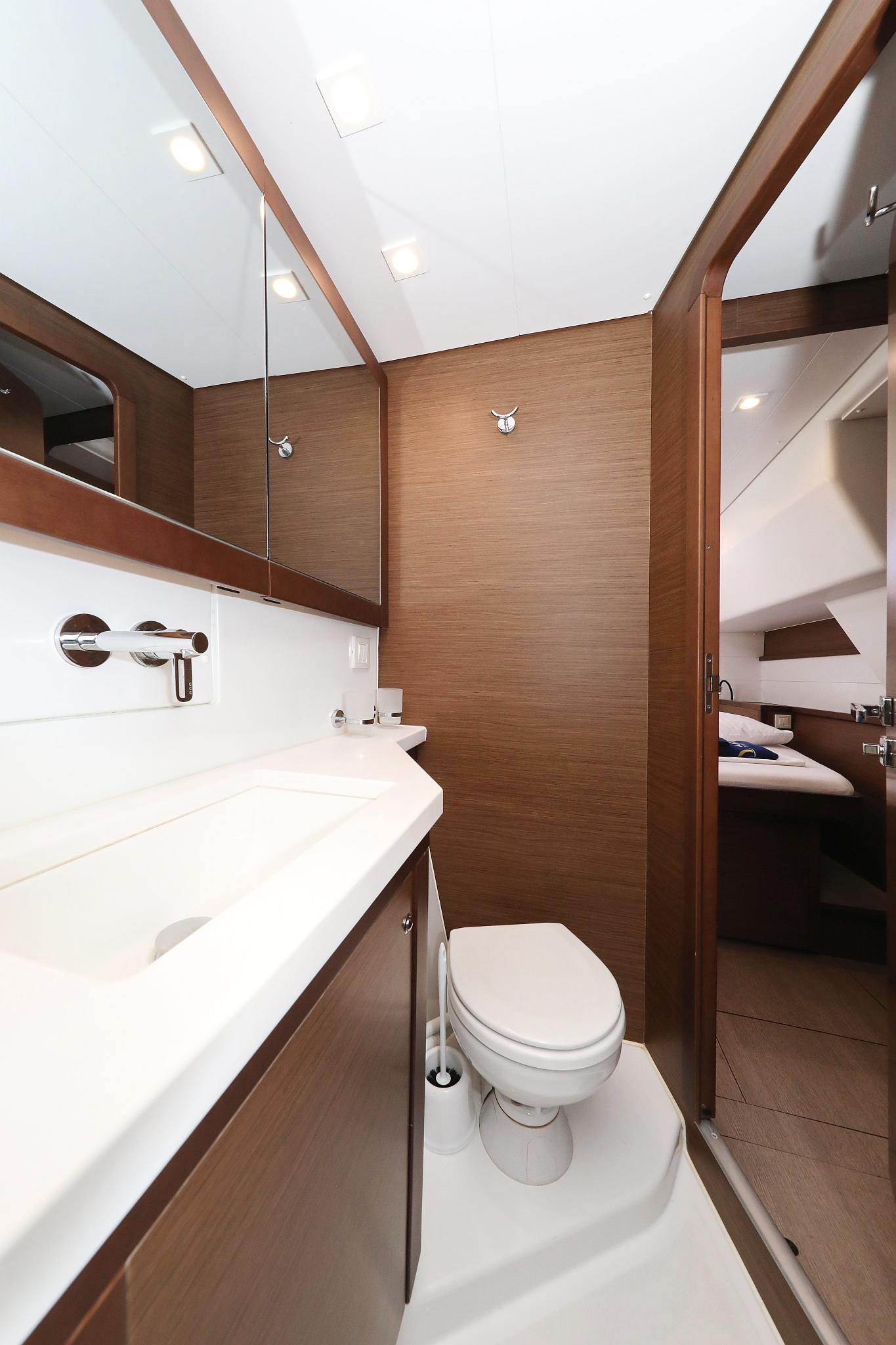 Lagoon 450 S - 4 + 2 cab., picture 34