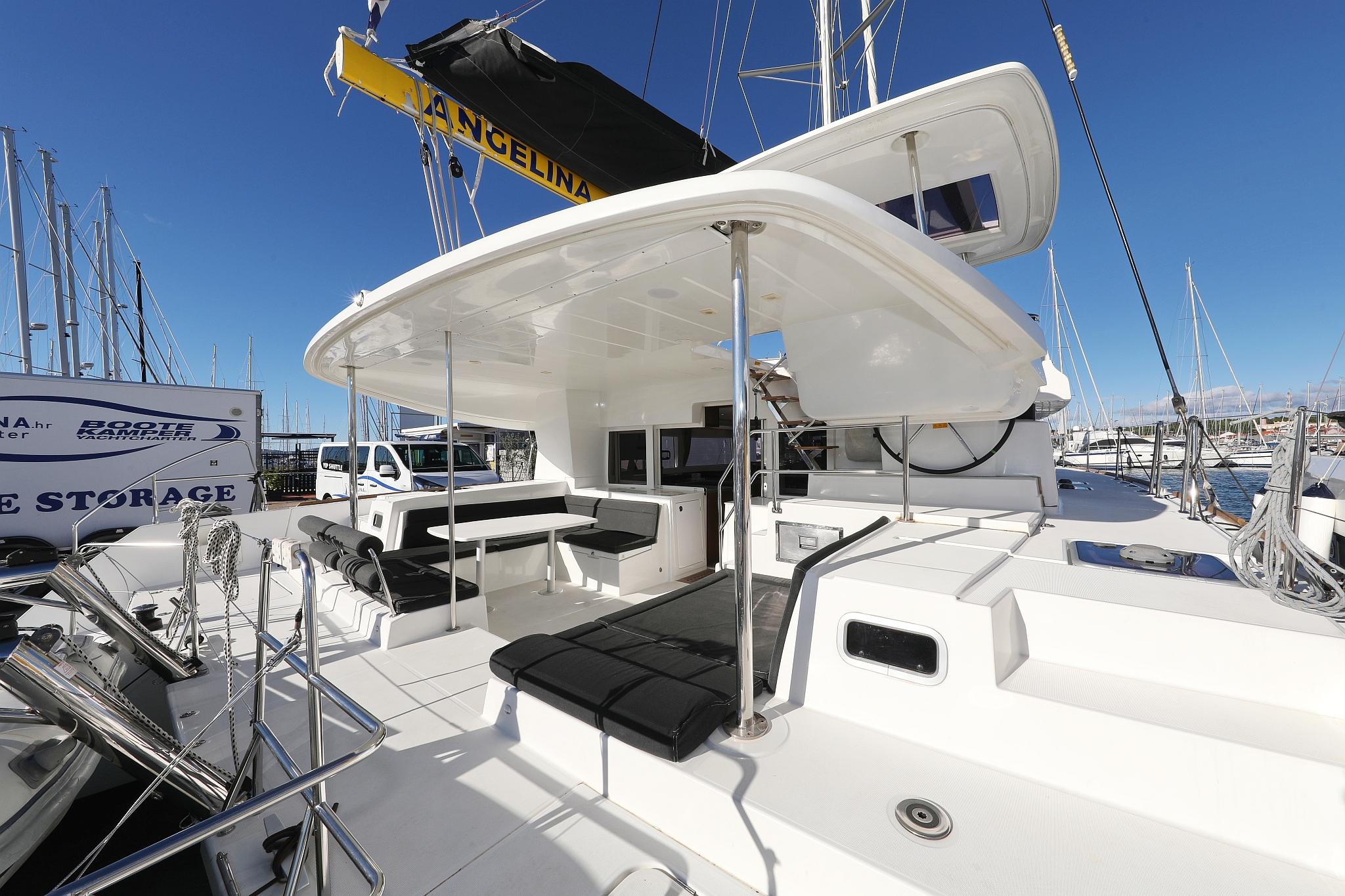 Lagoon 450 S - 4 + 2 cab., picture 3