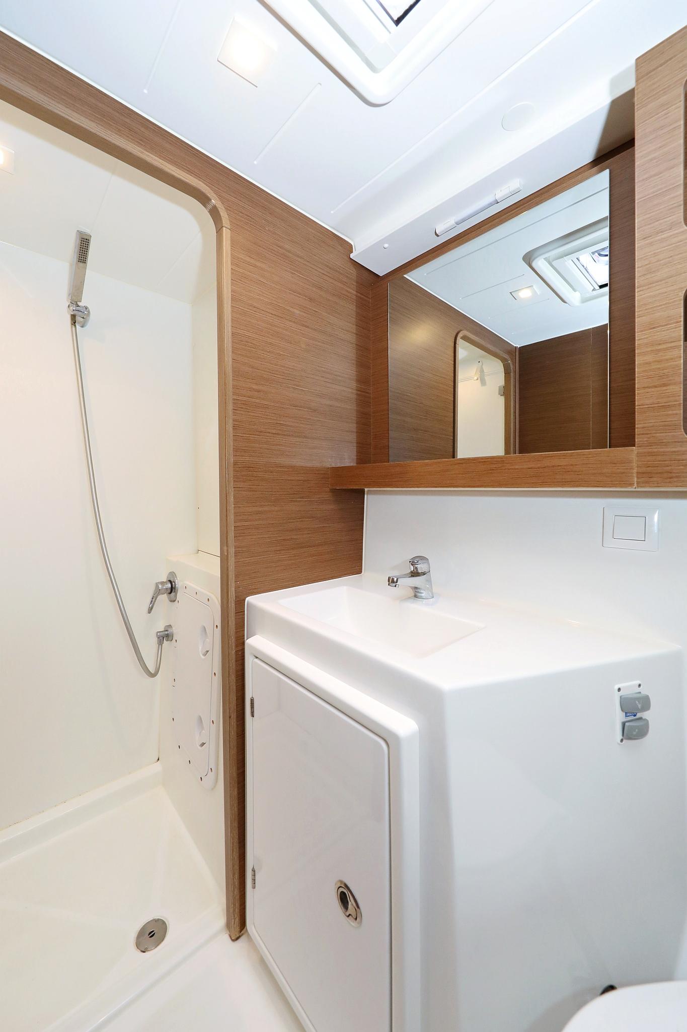 Lagoon 42 - 4 + 2 cab., picture 32