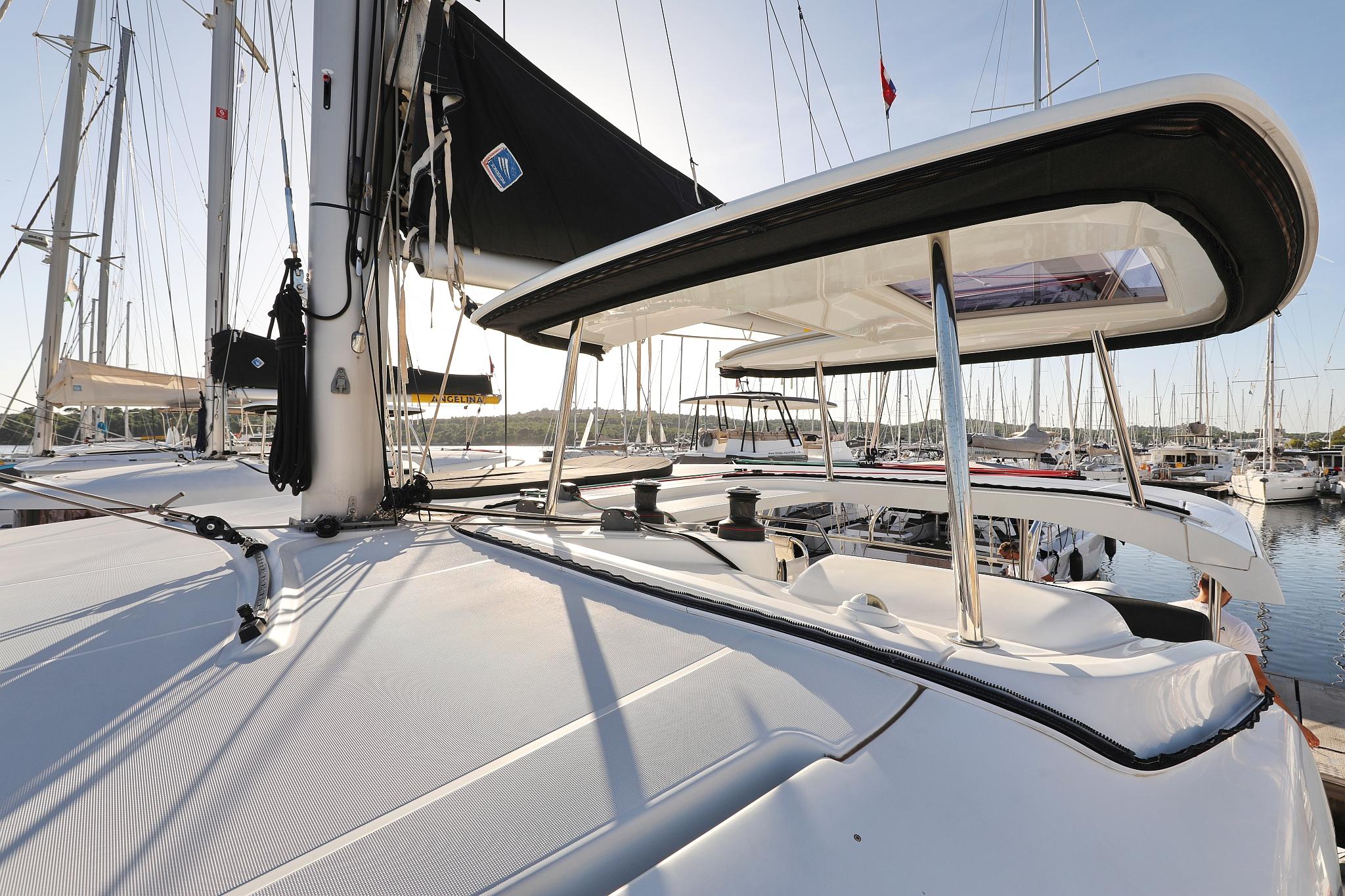 Lagoon 42 - 4 + 2 cab., picture 9