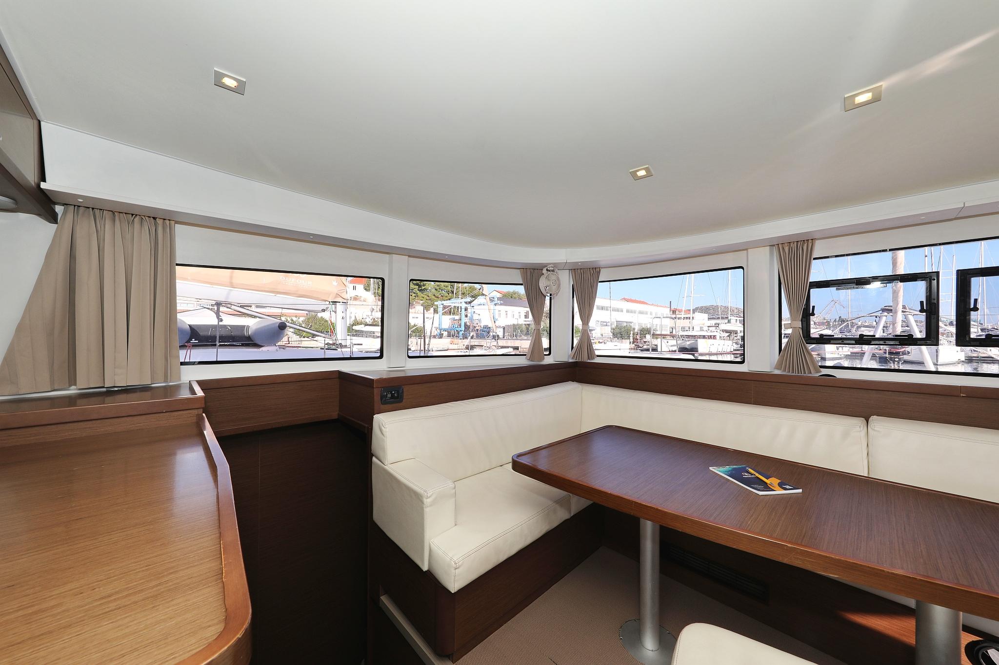 Lagoon 42 - 4 + 2 cab., picture 18