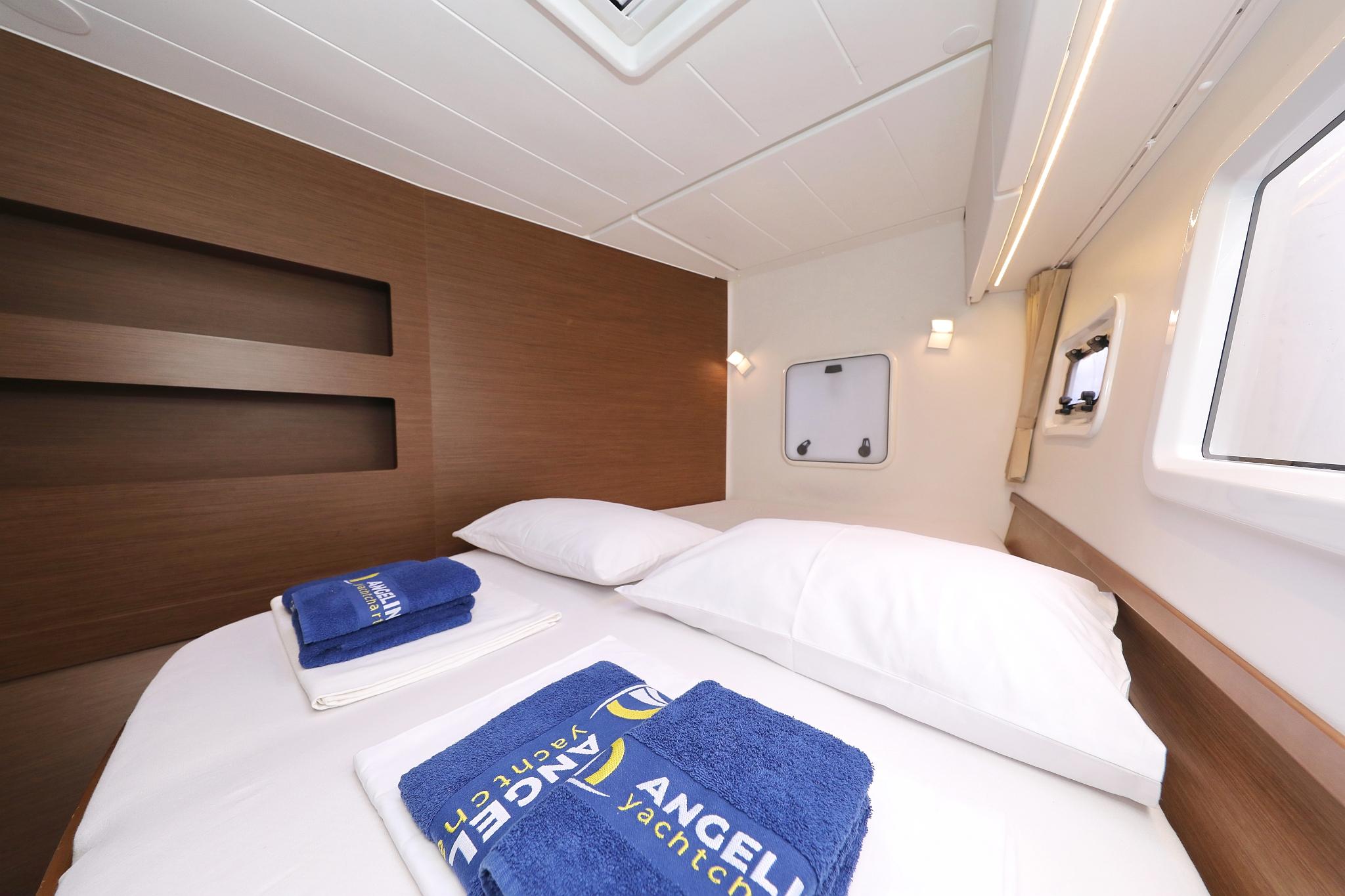 Lagoon 42 - 4 + 2 cab., picture 23