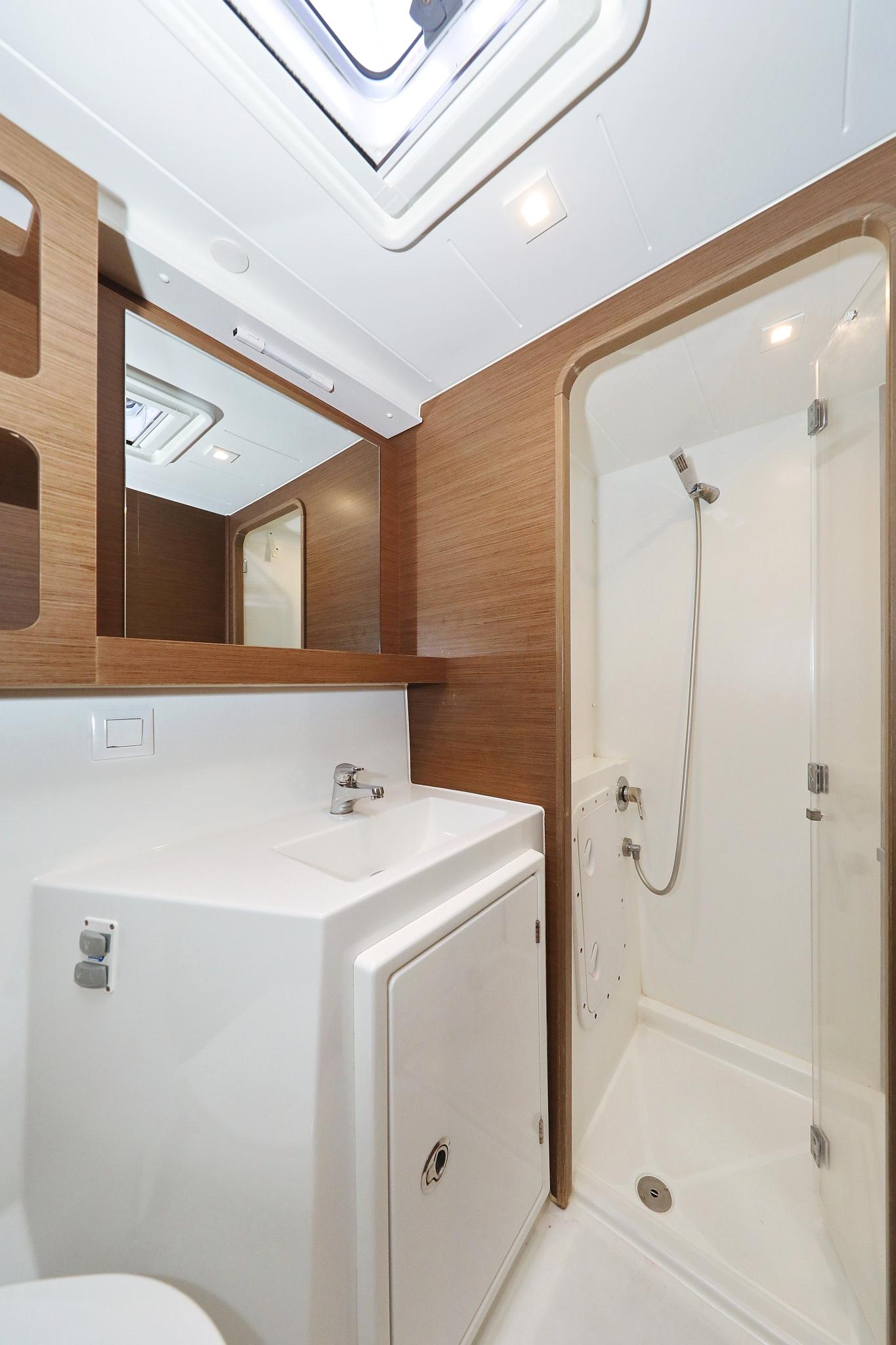 Lagoon 42 - 4 + 2 cab., picture 36