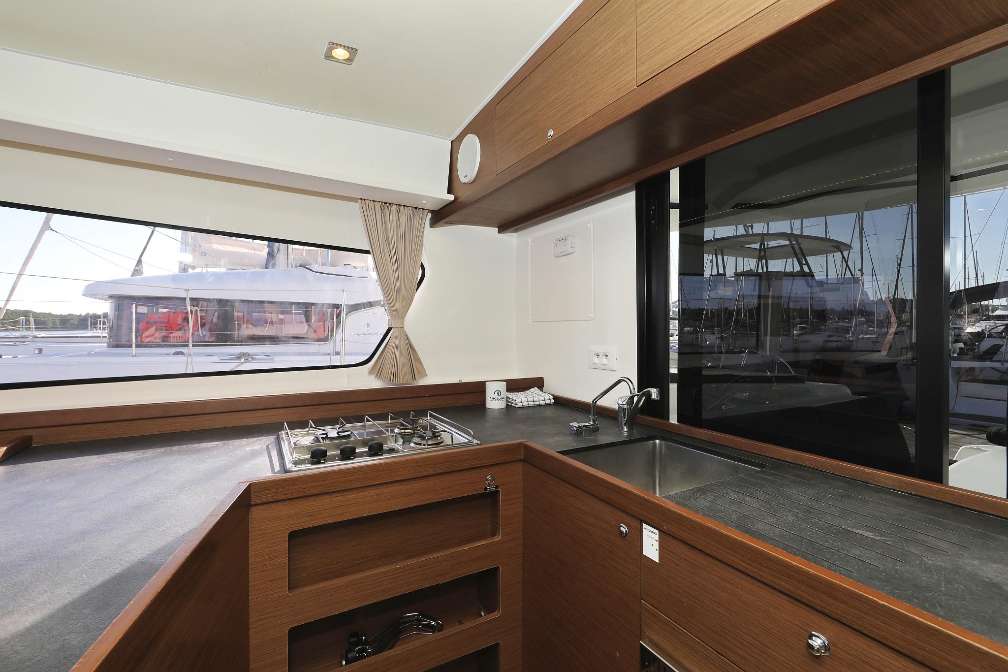 Lagoon 42 - 4 + 2 cab., picture 17