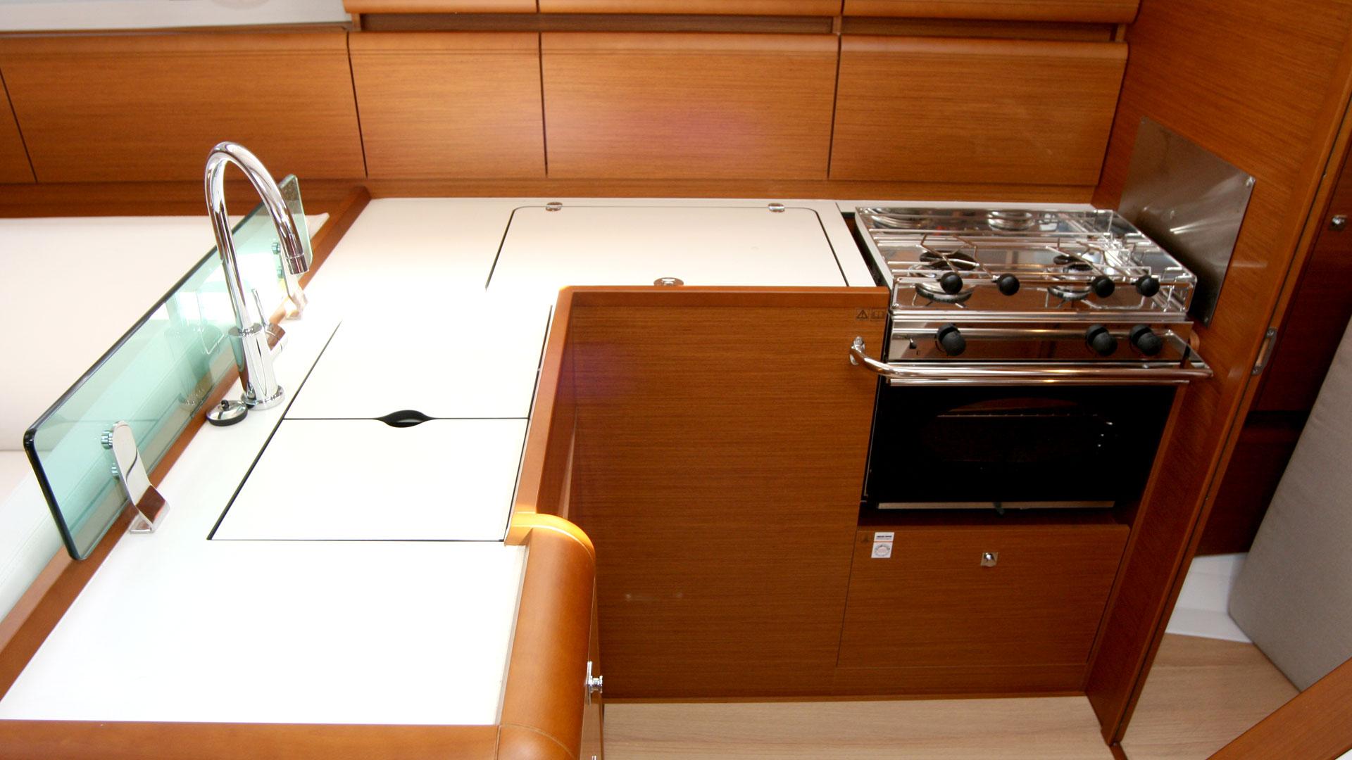Sun Odyssey 419 - 3 cab., picture 11