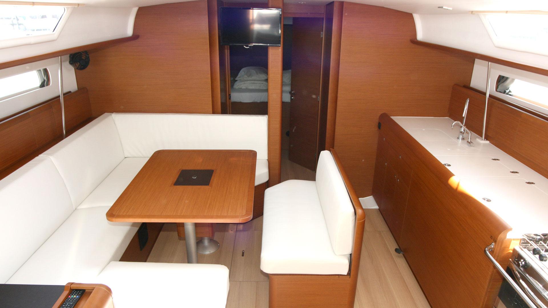 Sun Odyssey 479 - 4 cab., picture 11