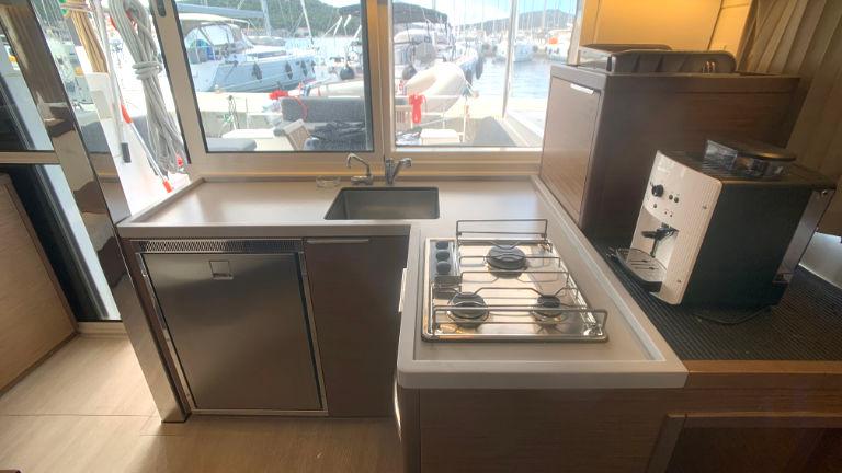 Lagoon 40 - 4 + 1 cab., picture 18