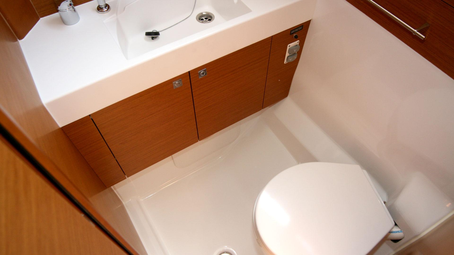 Sun Odyssey 479 - 4 cab., picture 18