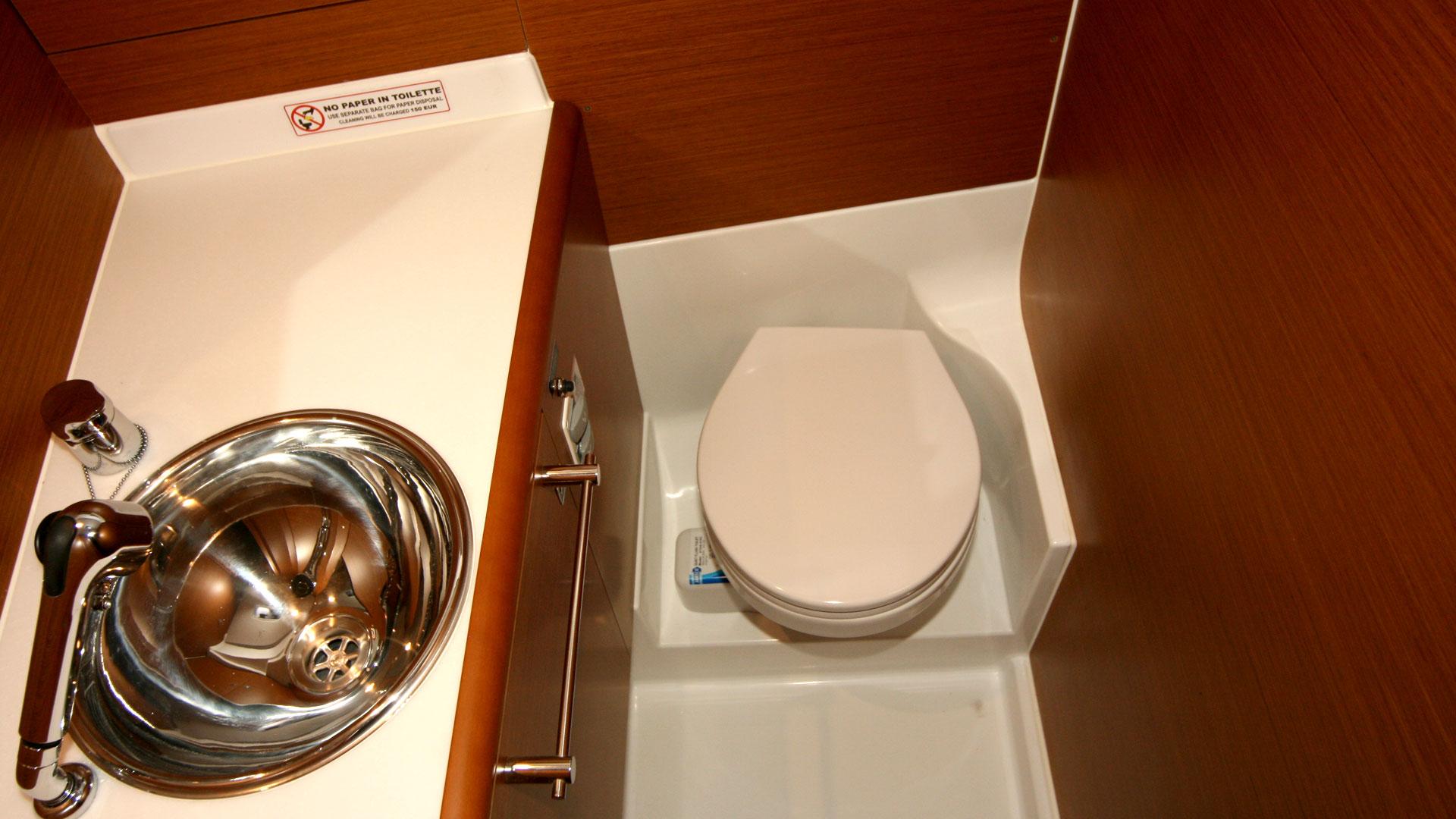 Sun Odyssey 419 - 3 cab., picture 20