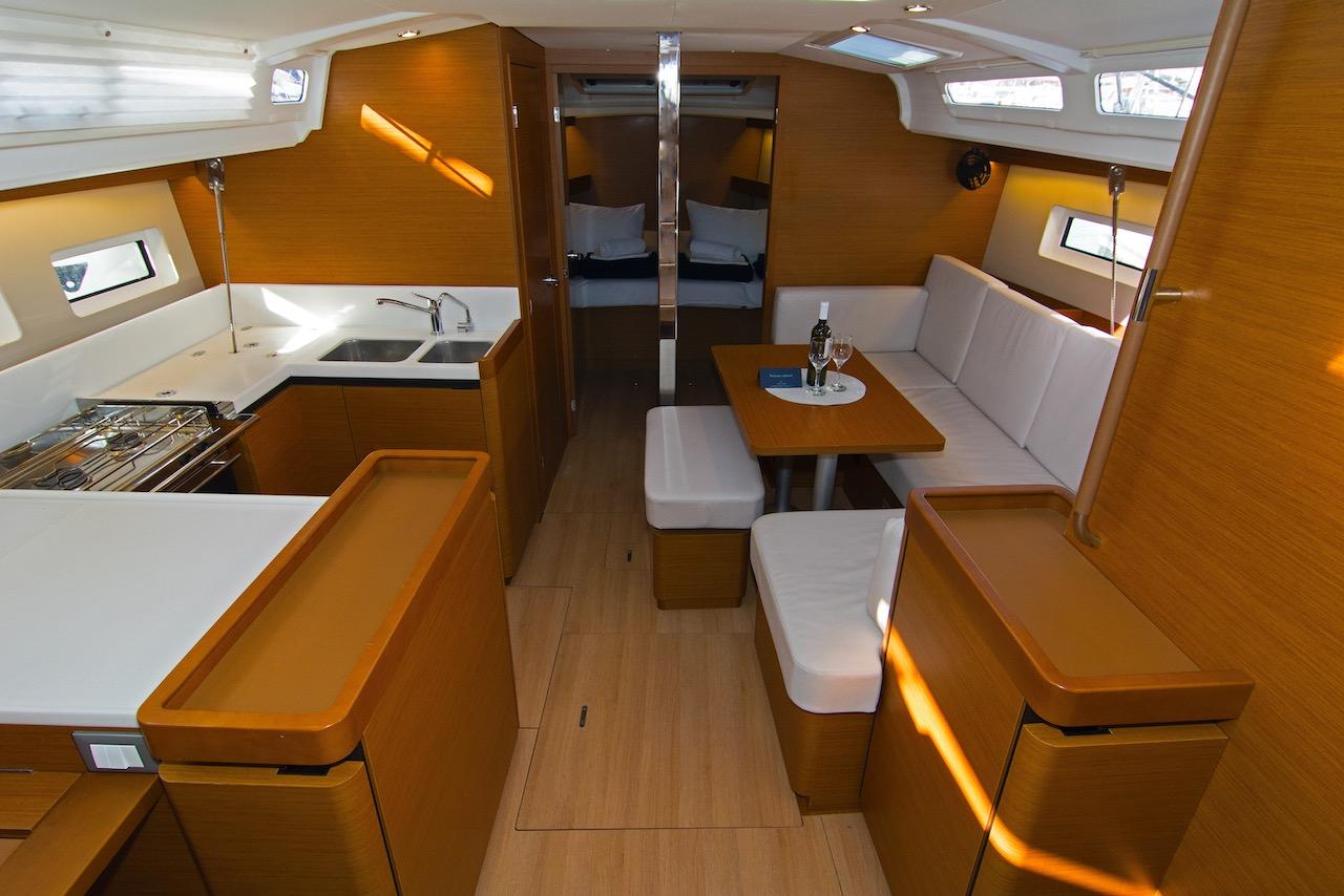 Sun Odyssey 440 - 4 cab., picture 6