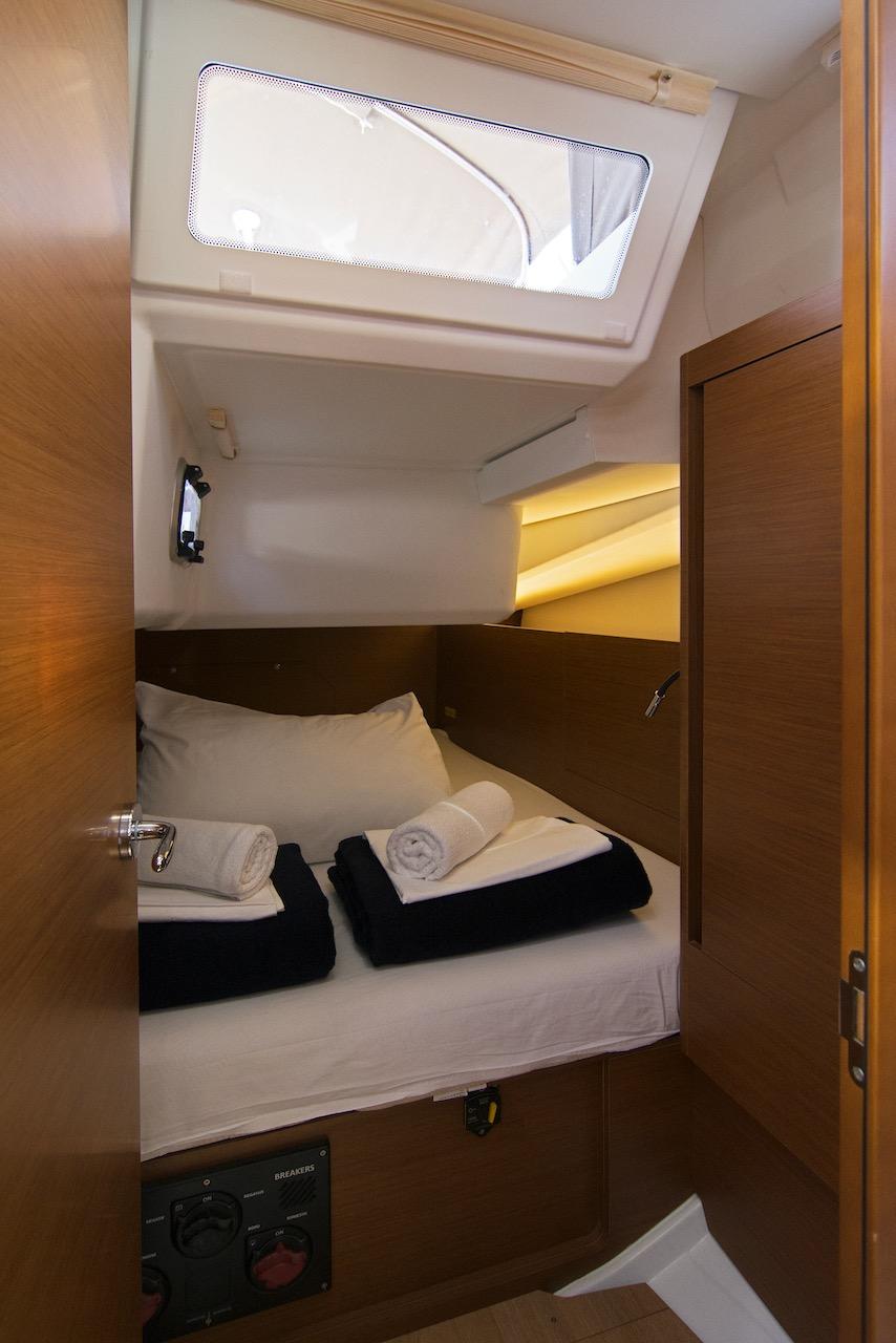 Sun Odyssey 440 - 4 cab., picture 11