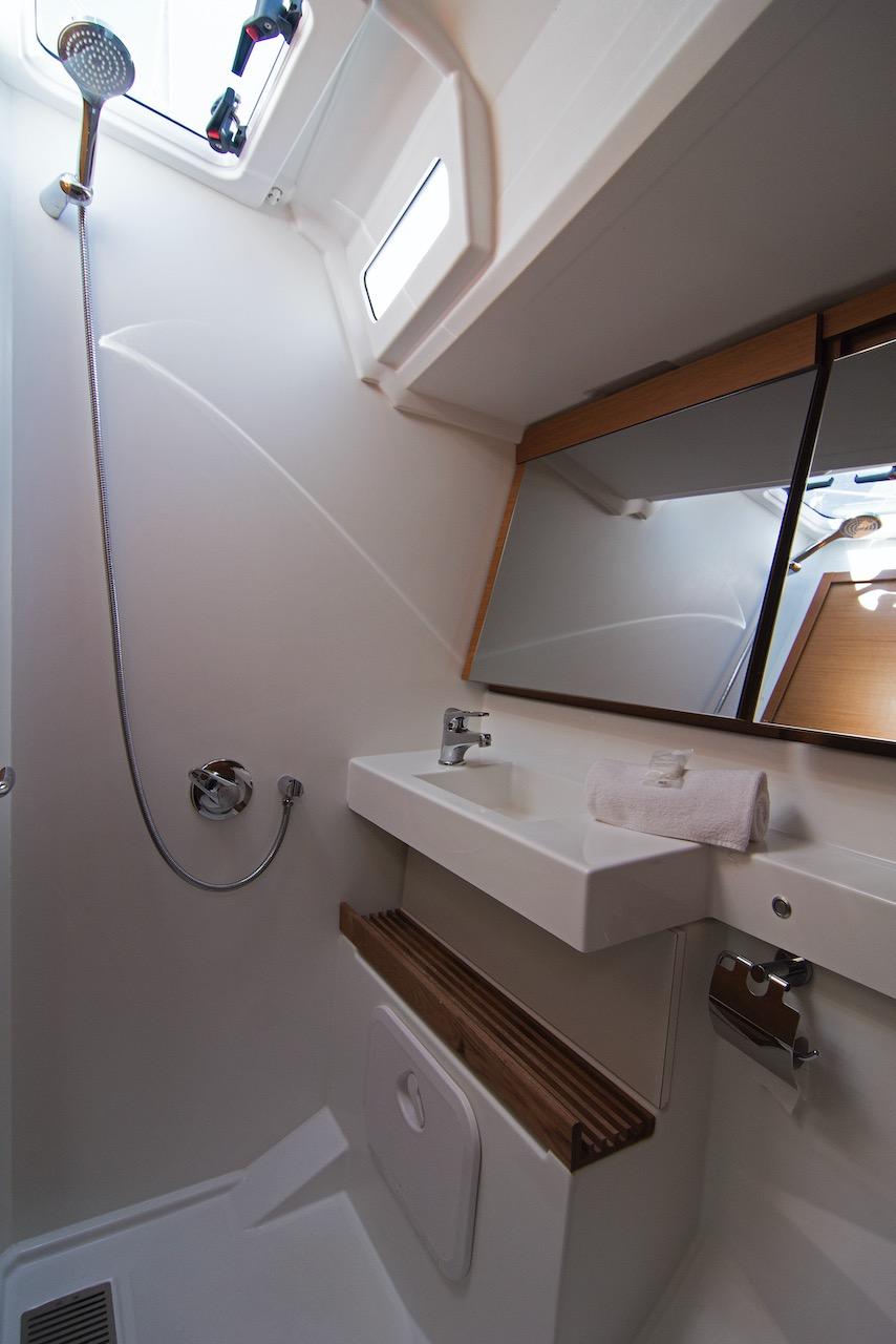 Sun Odyssey 440 - 4 cab., picture 12