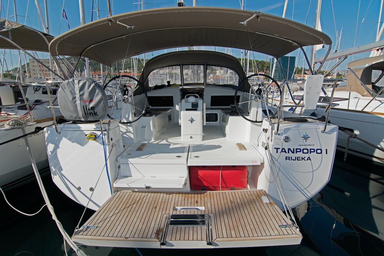 Sun Odyssey 440 - 4 cab., picture 4
