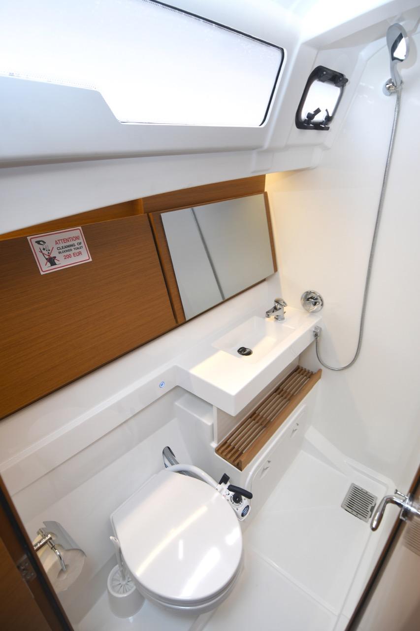 Sun Odyssey 490 - 5 cab., picture 15