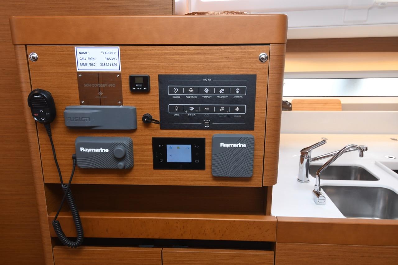 Sun Odyssey 490 - 5 cab., picture 10