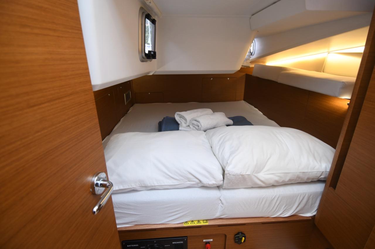 Sun Odyssey 490 - 5 cab., picture 11