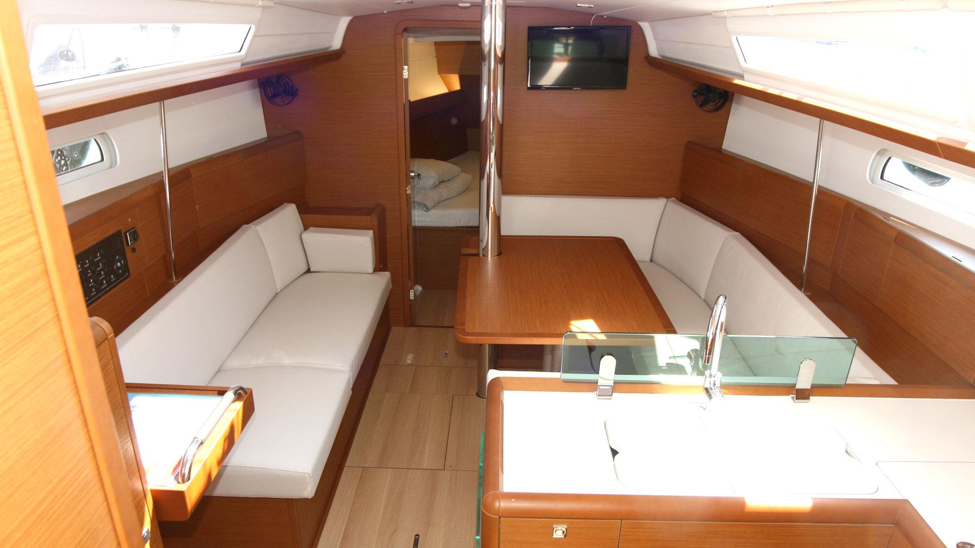 Sun Odyssey 389 - 2 cab., picture 9