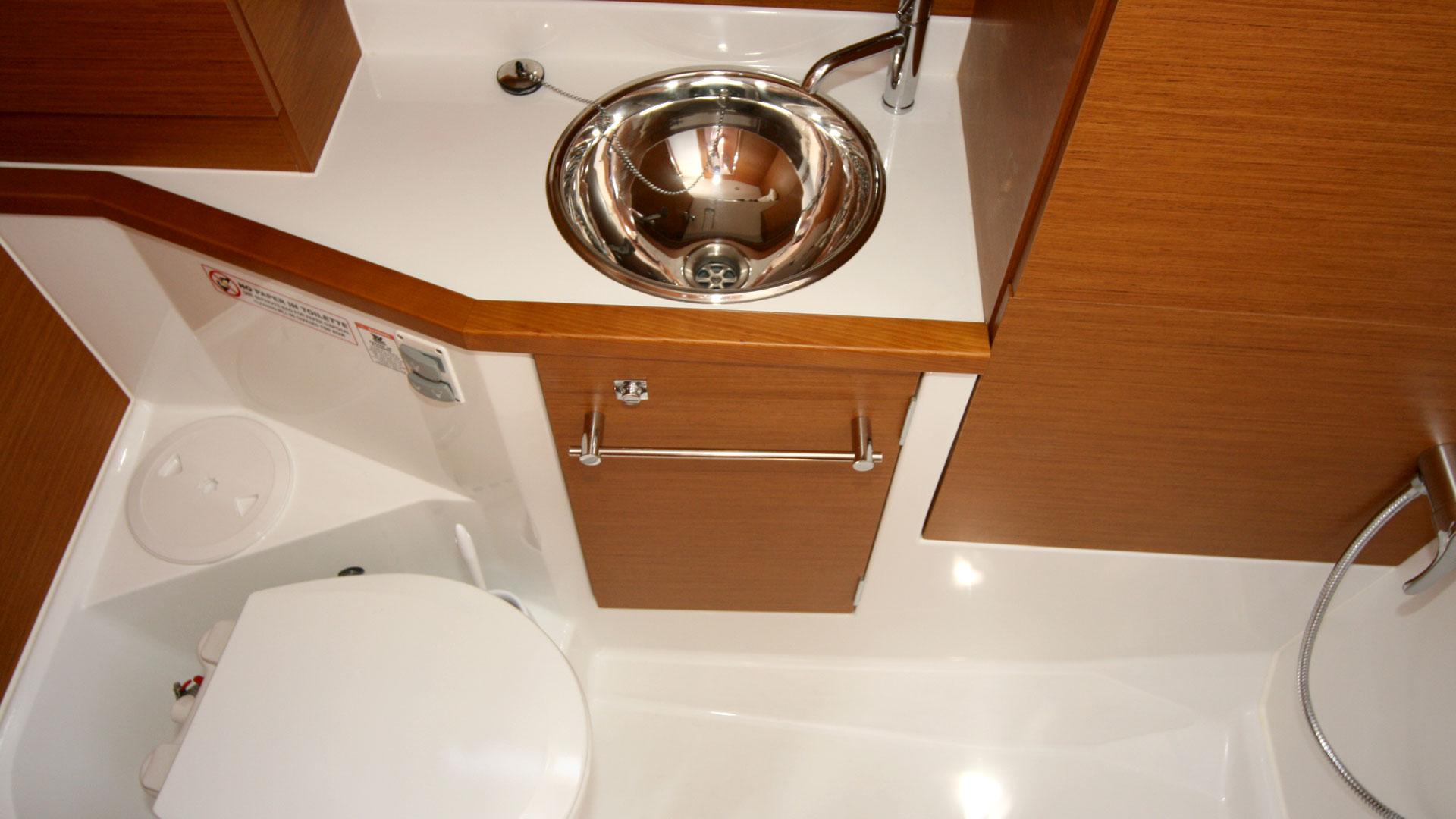 Sun Odyssey 389, picture 18