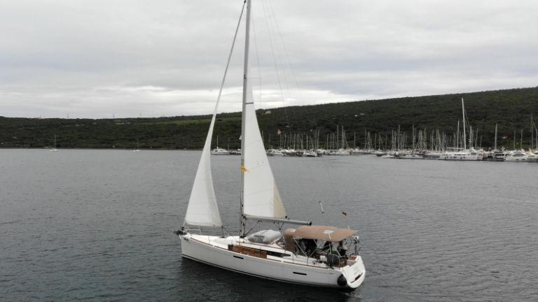 Sun Odyssey 389, picture 7