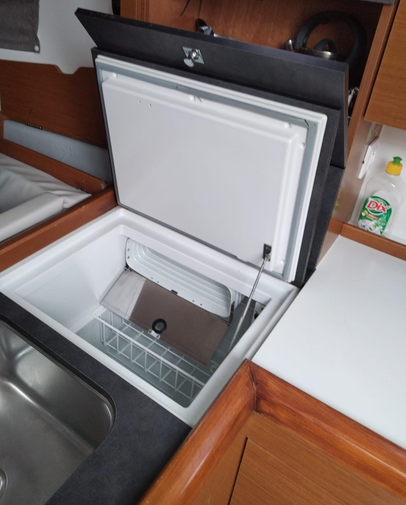 Sun Odyssey 349 - 2 cab., picture 12