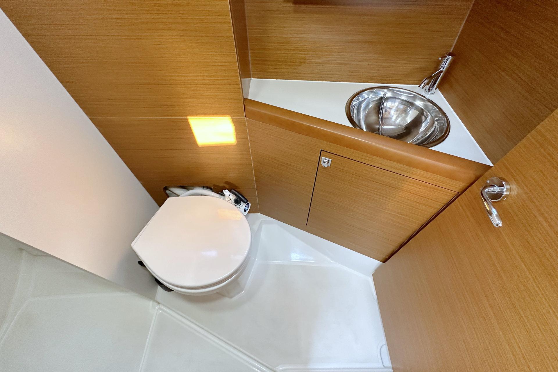 Sun Odyssey 349 - 2 cab., picture 15