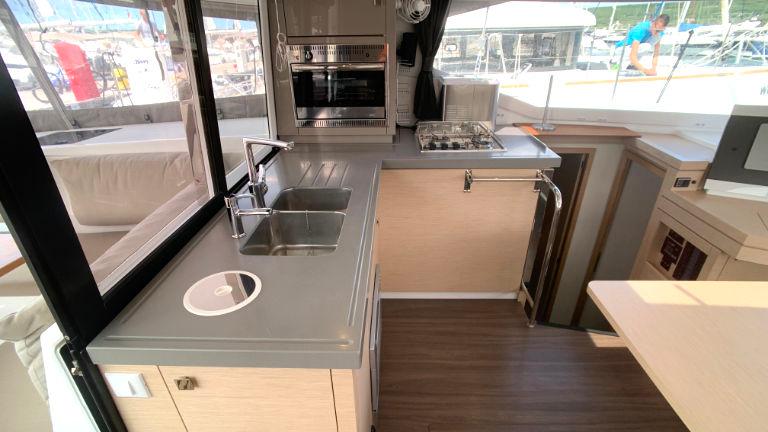 Fountaine Pajot Lucia 40 - 3 cab., picture 16