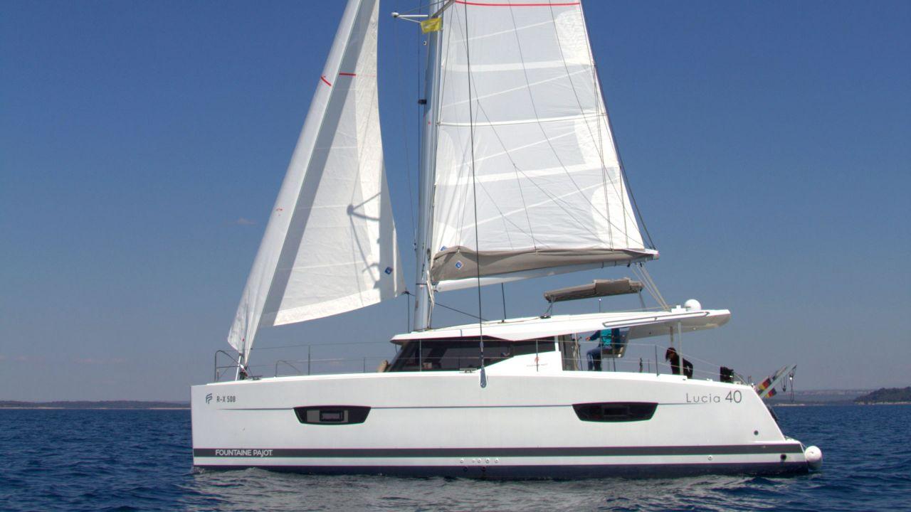 Fountaine Pajot Lucia 40 - 4 cab. - Luna Rossa II, picture 4